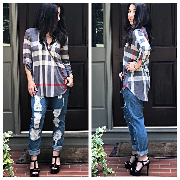 ✨LAST ONE ✨Plaid grey roll up sleeves tunic top - Picture 4 of 8